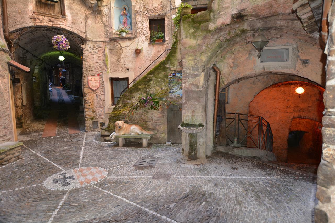 La Casetta Di Vale Dolceacqua Exteriör bild